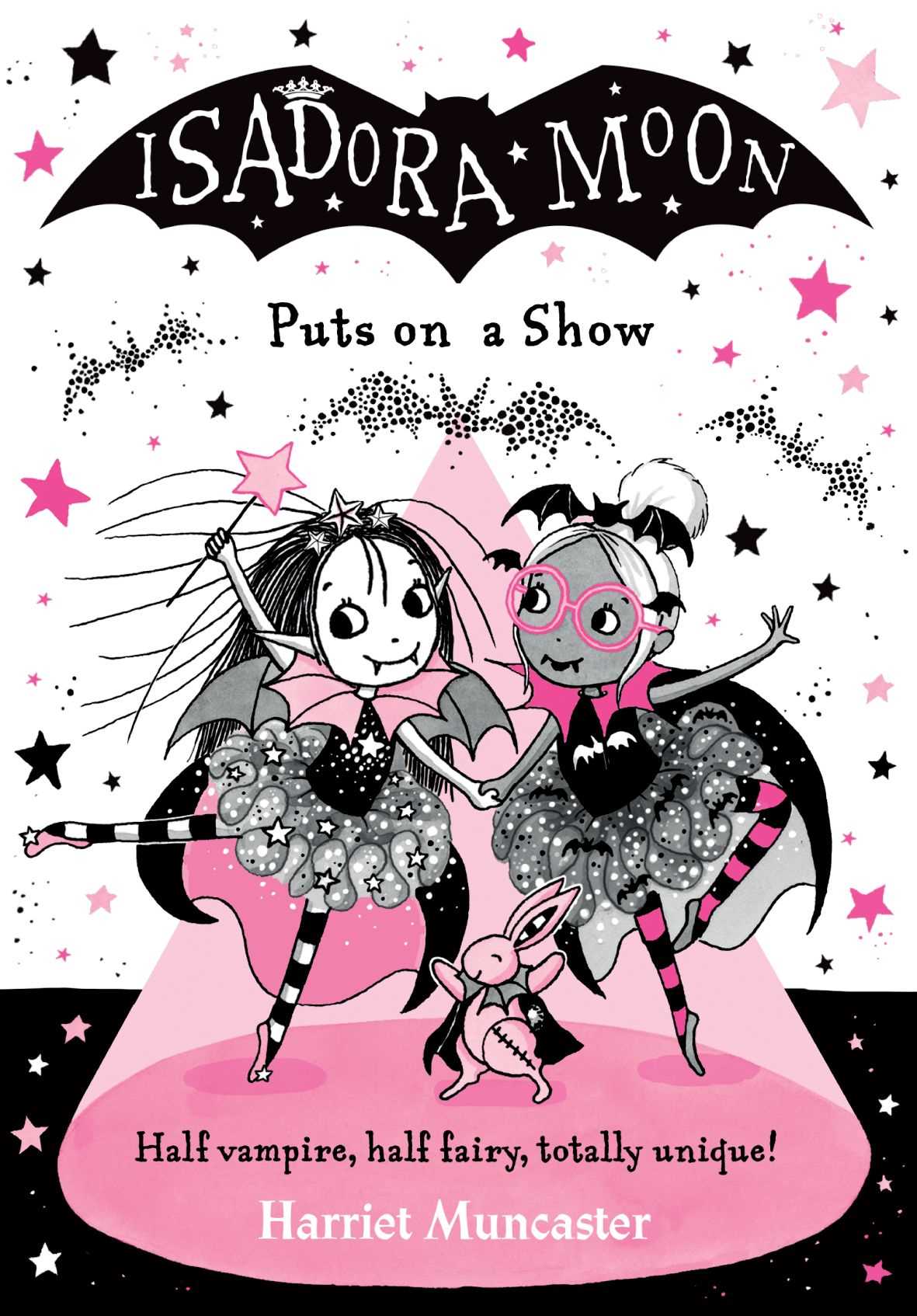 Isadora Moon Puts on a Show (Book #10)